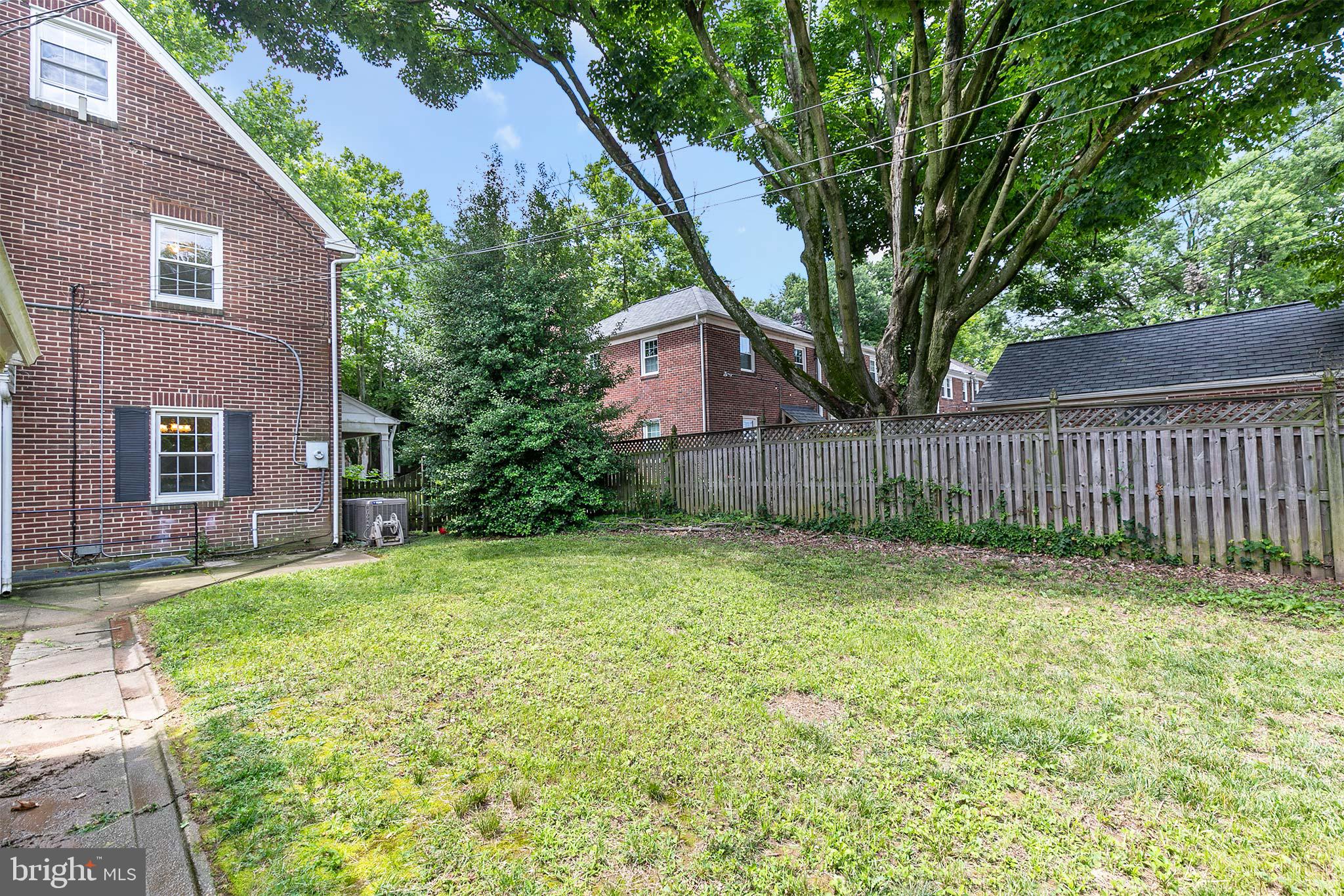 310 Murdock Road Baltimore, MD 21212 - Photo 45 of 50 Back yard w/privacy fence