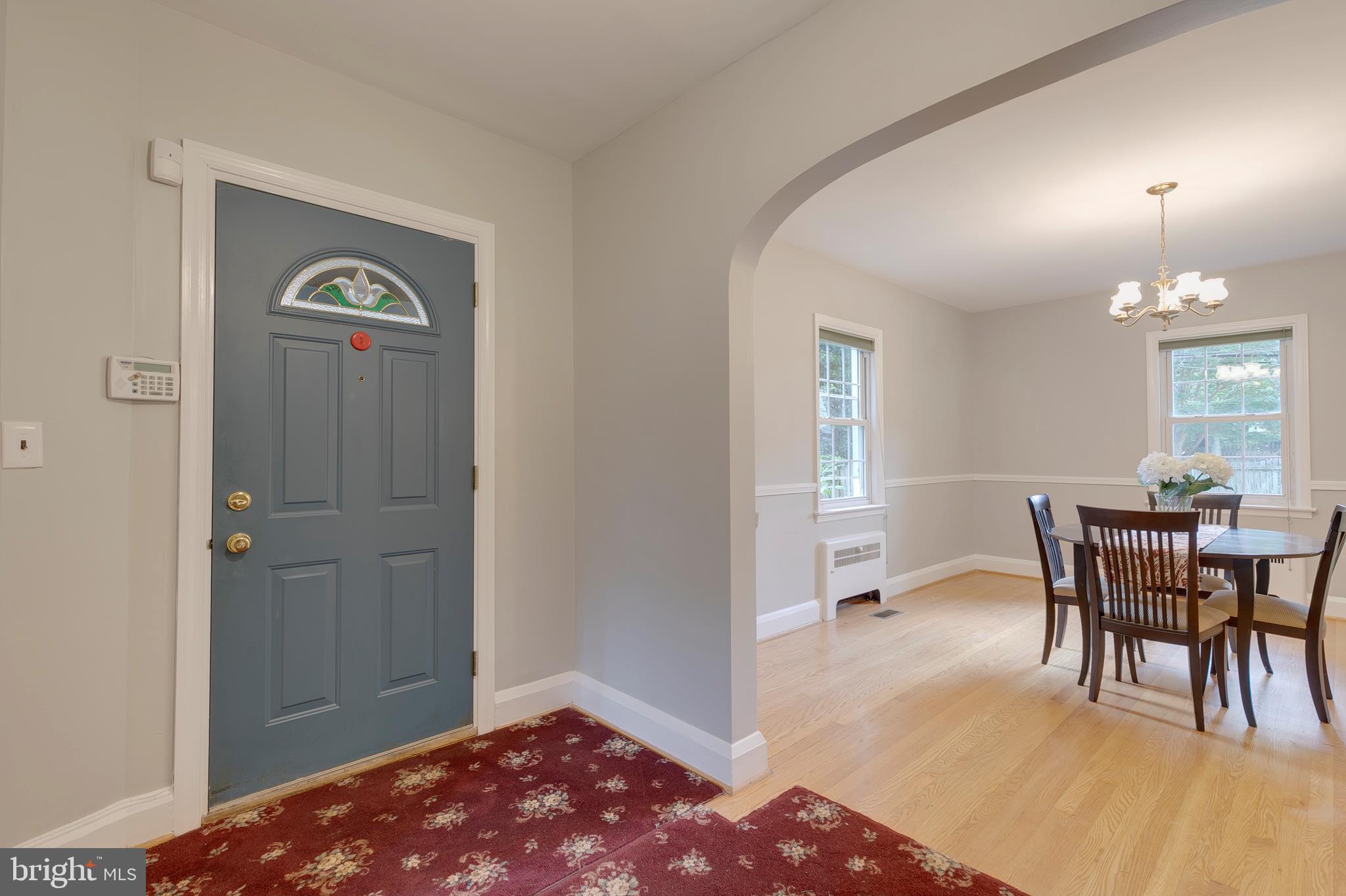 310 Murdock Road Baltimore, MD 21212 - Photo 6 of 50 Archway to the Dining Room
