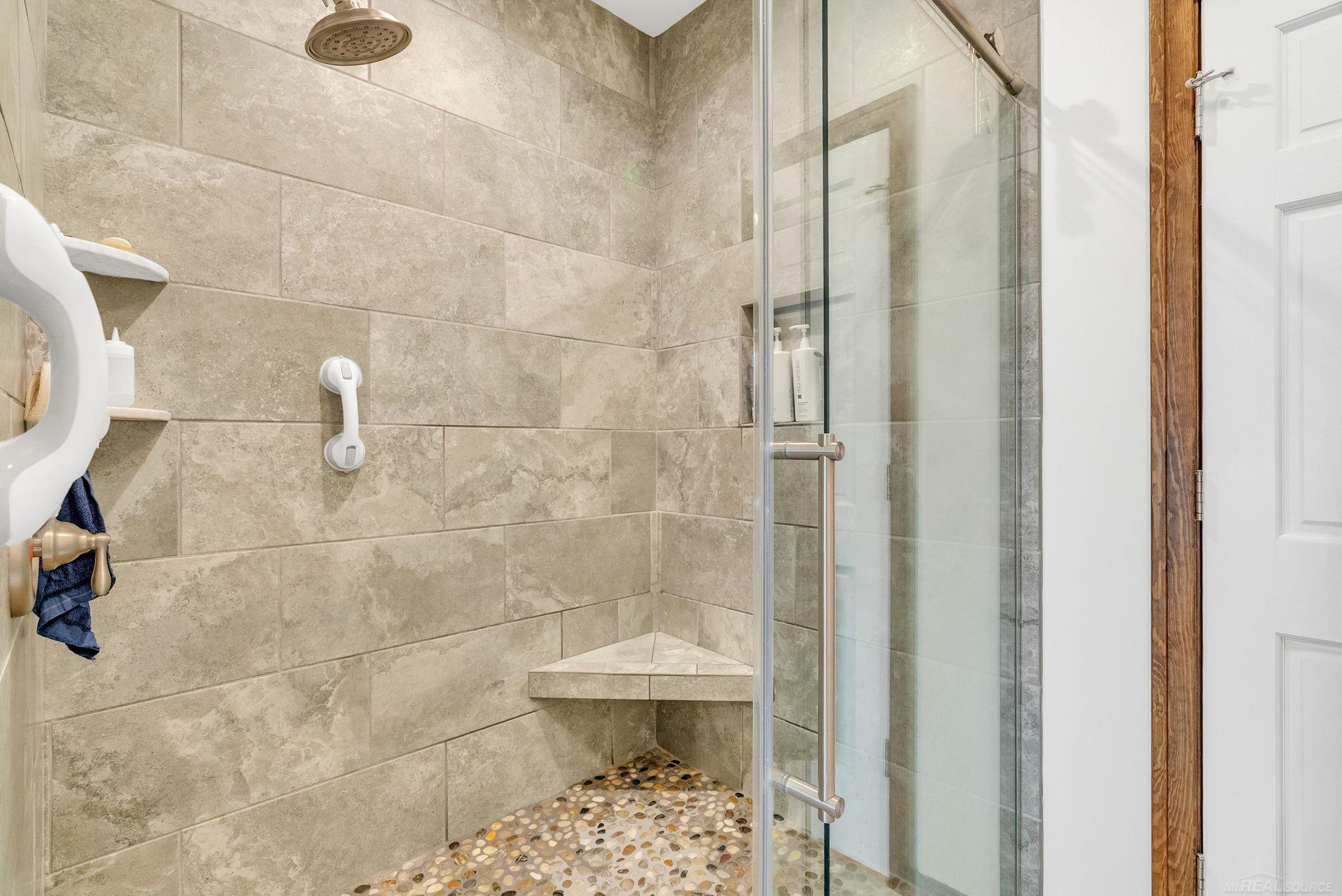 3905 Lakeshore Road Lexington, MI 48450 - Photo 40 of 86