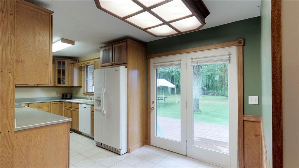 1446 Old State Road Waterford, PA 16441 - Photo 12 of 25