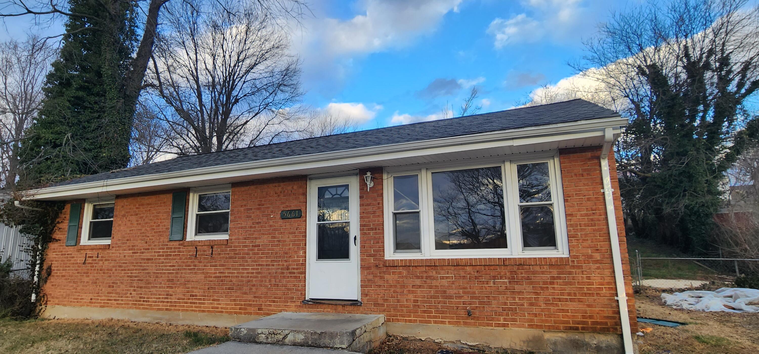 5661 Daytona Road Roanoke, VA 24019 - Photo 2 of 12 20230126_165359