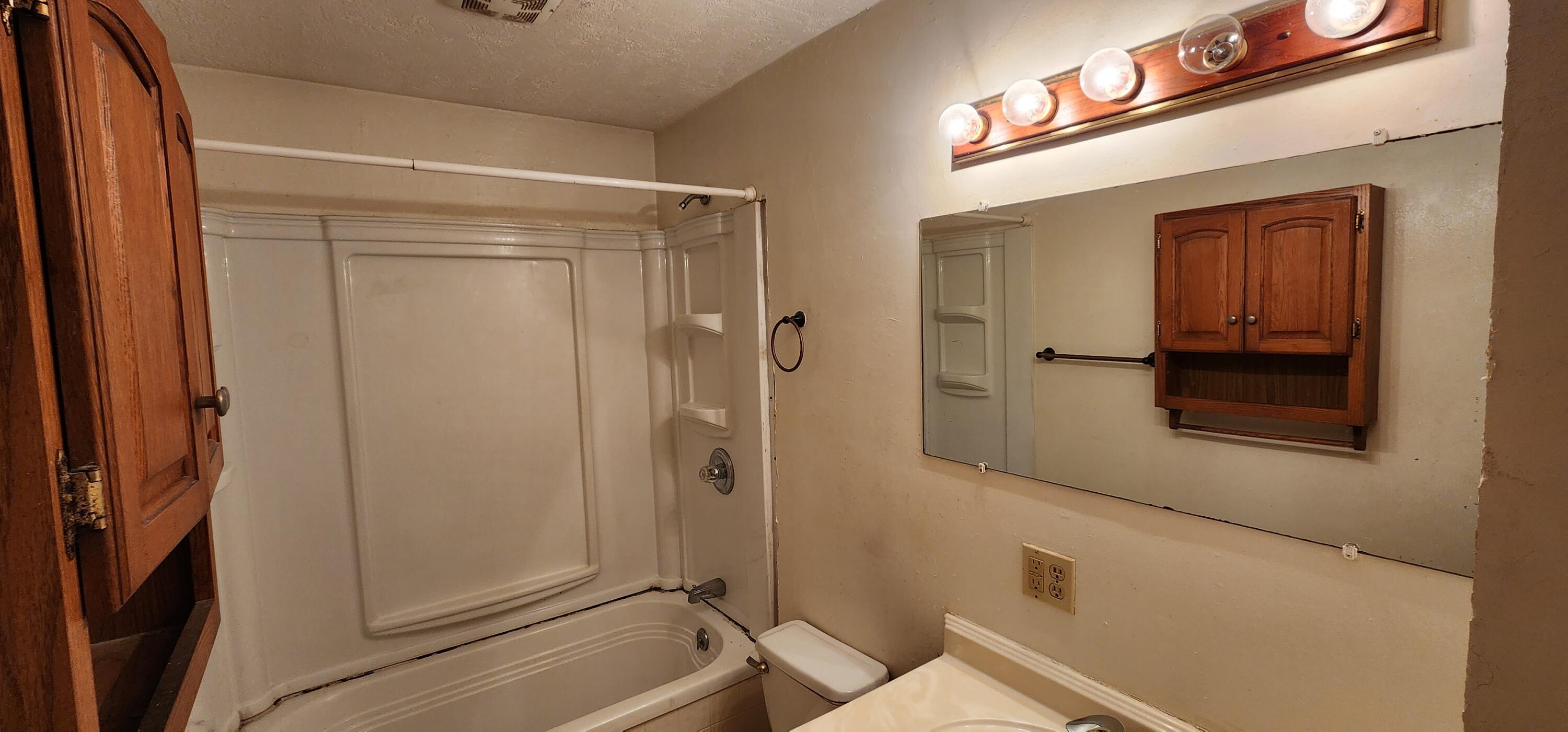 5661 Daytona Road Roanoke, VA 24019 - Photo 9 of 12 20230125_174148