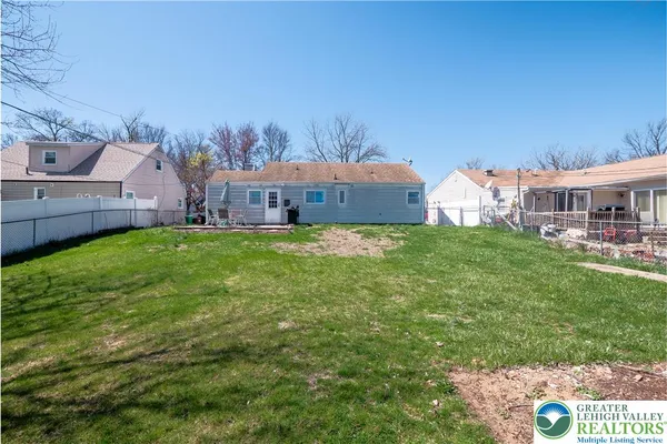 $225,000 | 2824 Arcadia Avenue, Allentown, PA 18103