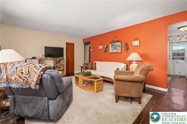 $225,000 | 2824 Arcadia Avenue, Allentown, PA 18103