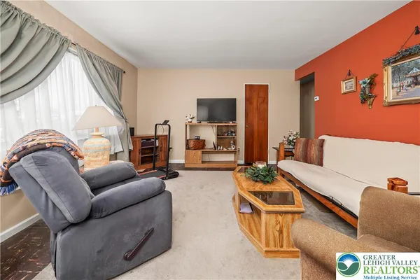 $225,000 | 2824 Arcadia Avenue, Allentown, PA 18103