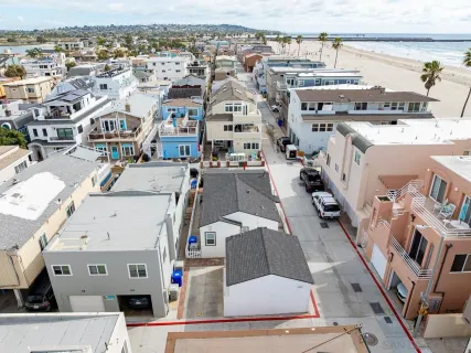 $2,200,000 | 716 Dover Court, San Diego, CA 92109