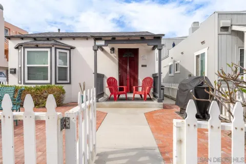 $2,200,000 | 716 Dover Court, San Diego, CA 92109
