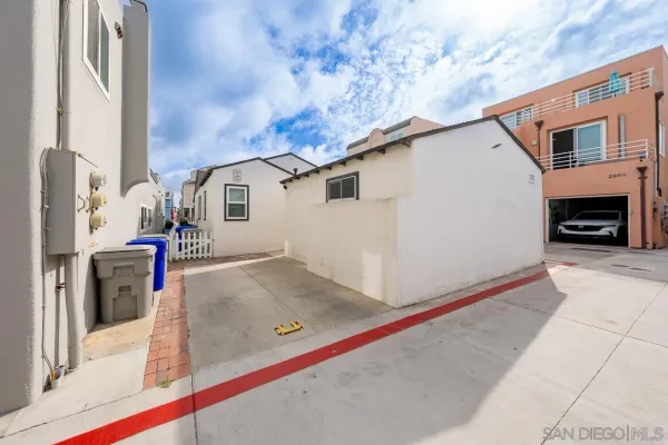 $2,200,000 | 716 Dover Court, San Diego, CA 92109