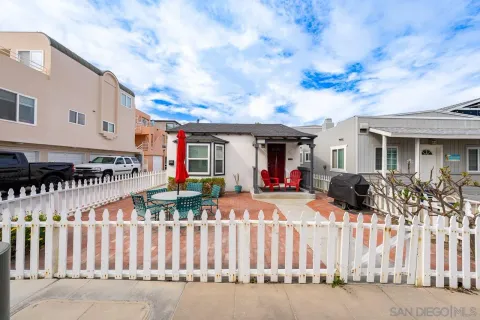 $2,200,000 | 716 Dover Court, San Diego, CA 92109