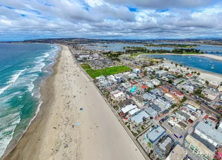 $2,200,000 | 716 Dover Court, San Diego, CA 92109