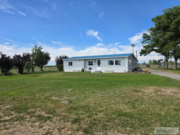 $430,000 | 858 East 1000 North, Shelley, ID 83274