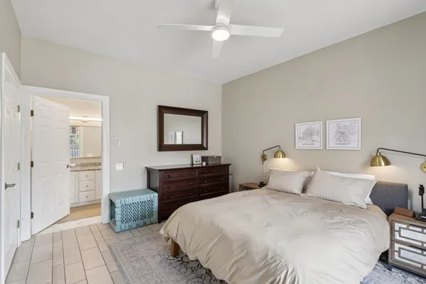 $675,000 | 4315 North Kenmore Avenue, Unit 1N, Chicago, IL 60613