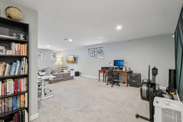 $675,000 | 4315 North Kenmore Avenue, Unit 1N, Chicago, IL 60613