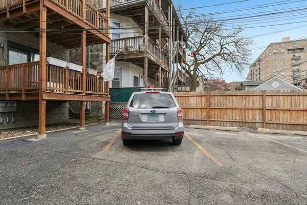 $675,000 | 4315 North Kenmore Avenue, Unit 1N, Chicago, IL 60613