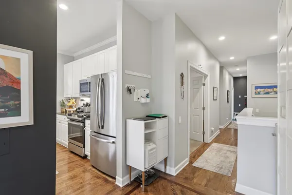 $675,000 | 4315 North Kenmore Avenue, Unit 1N, Chicago, IL 60613