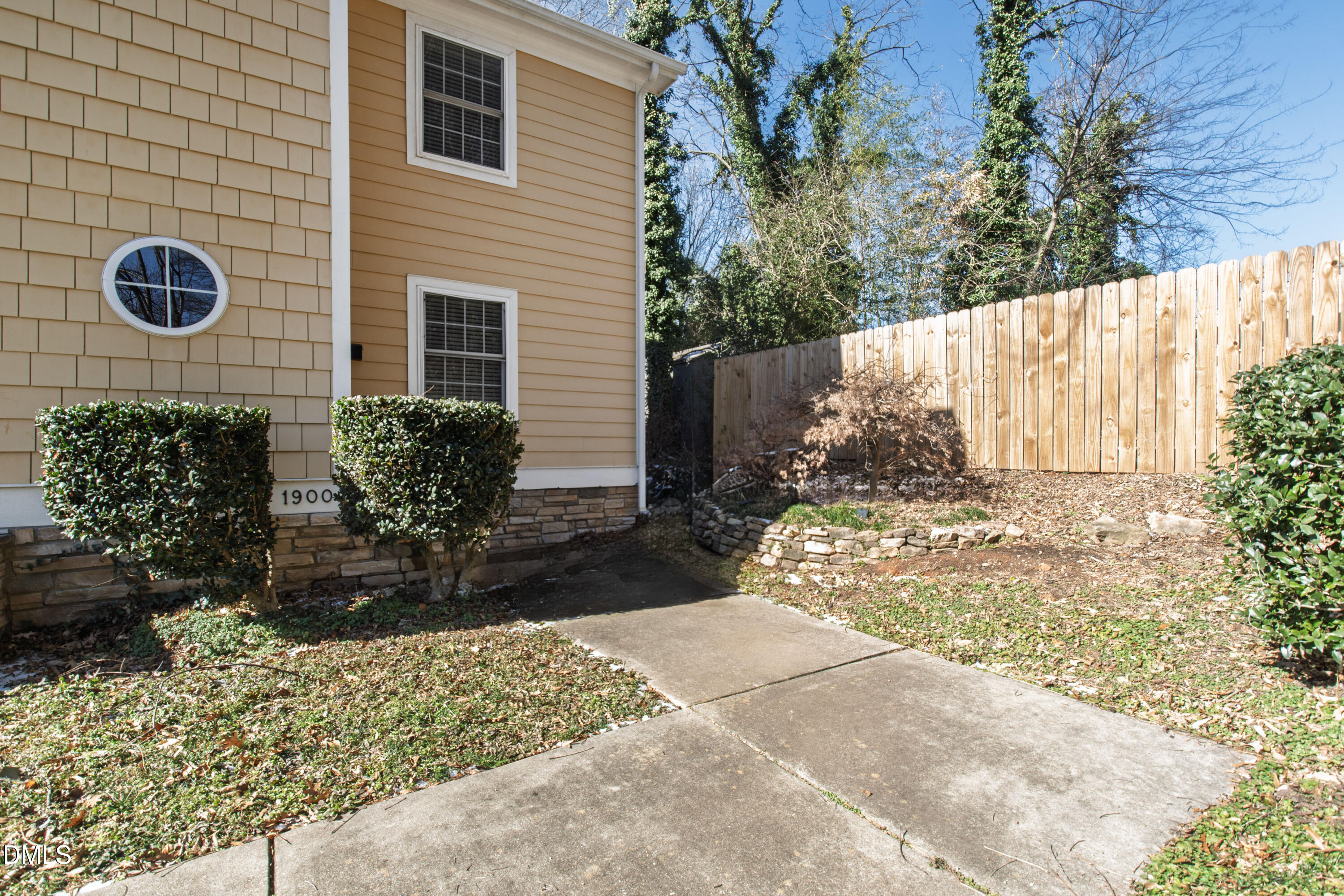1900 Fairfield Drive Raleigh, NC 27608 - Photo 28 of 32 26 Exteriors (6)