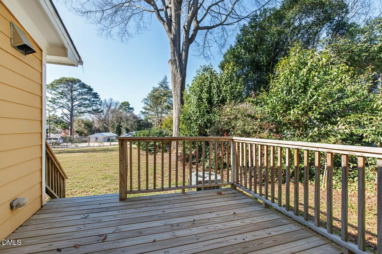 1900 Fairfield Drive Raleigh, NC 27608 - Photo 30 of 32 27 Snow Removed (3)