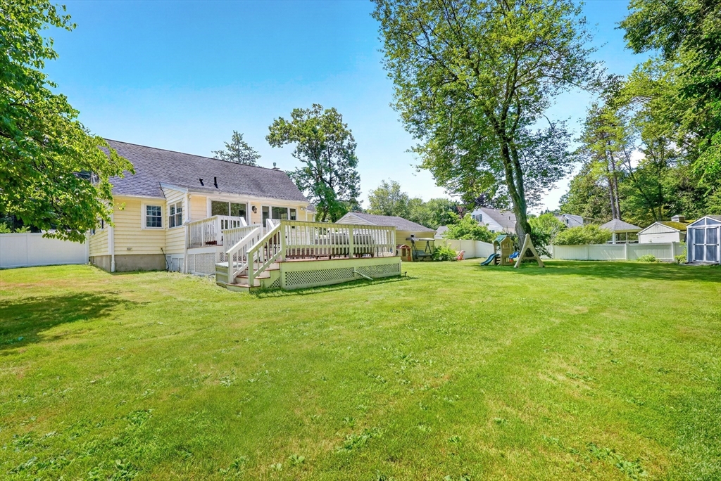 26 Brooksbie Road Bedford, MA 01730 - Photo 27 of 38