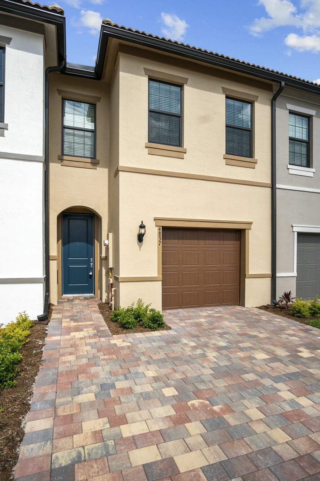 4837 Chantilly Road Lake Worth, FL 33467 - Photo 3 of 26 033RF