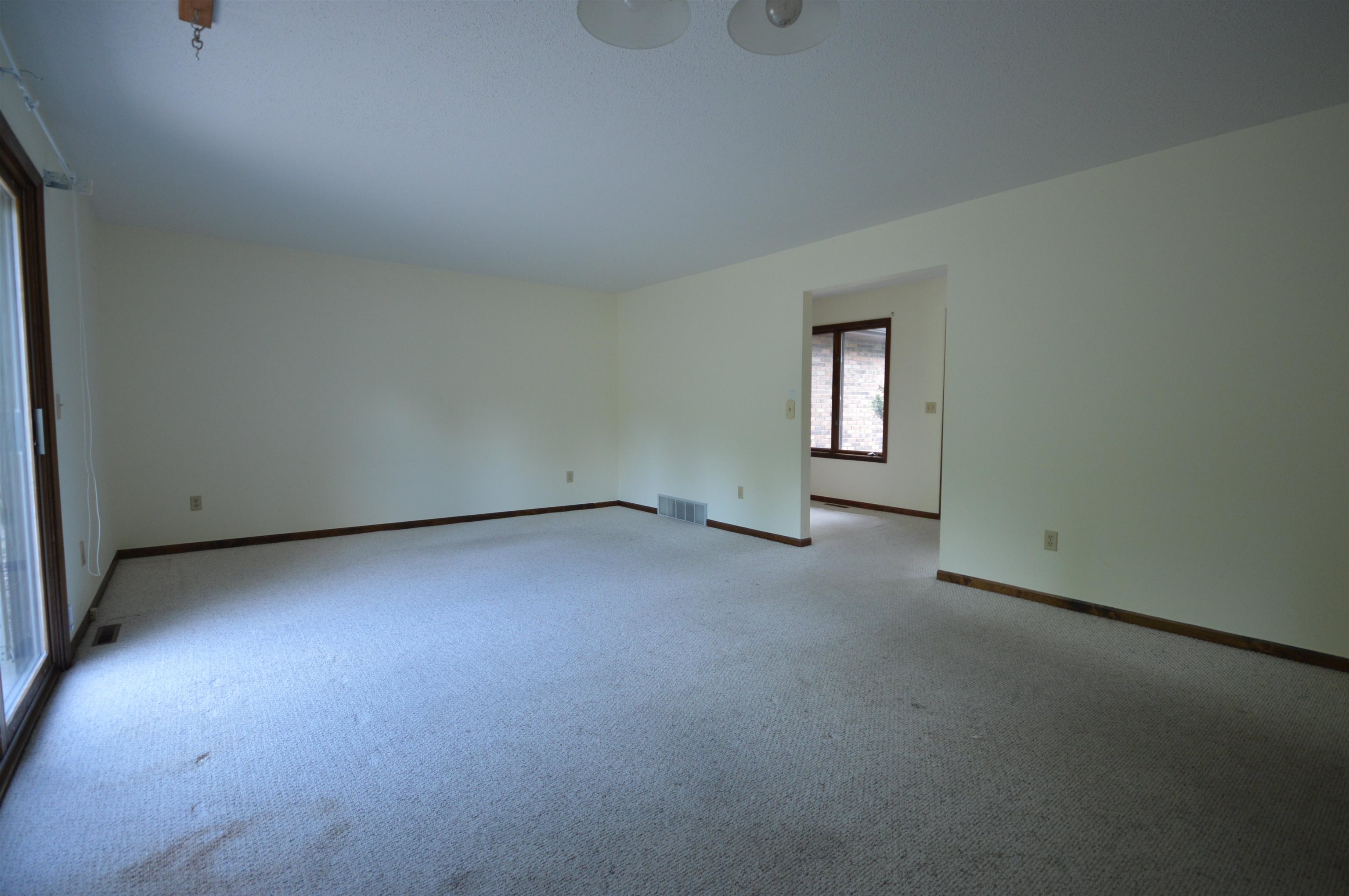 8909 South Maple City Road Maple City, MI 49664 - Photo 13 of 28