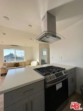 $2,995 | Floral Drive, Los Angeles, CA 90063