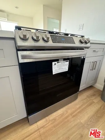 $2,995 | Floral Drive, Los Angeles, CA 90063