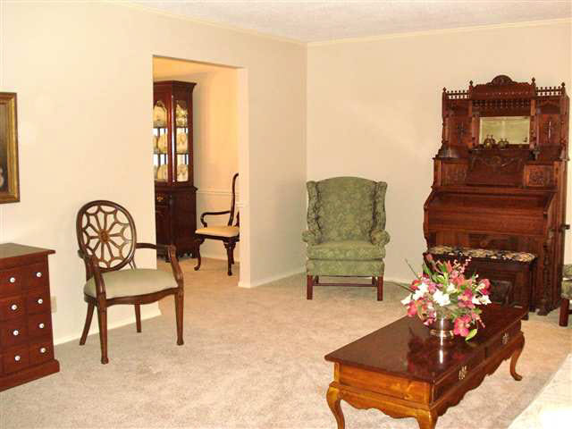 2308 West Bryden Road Muncie, IN 47304 - Photo 8 of 12 Gallery Image 8