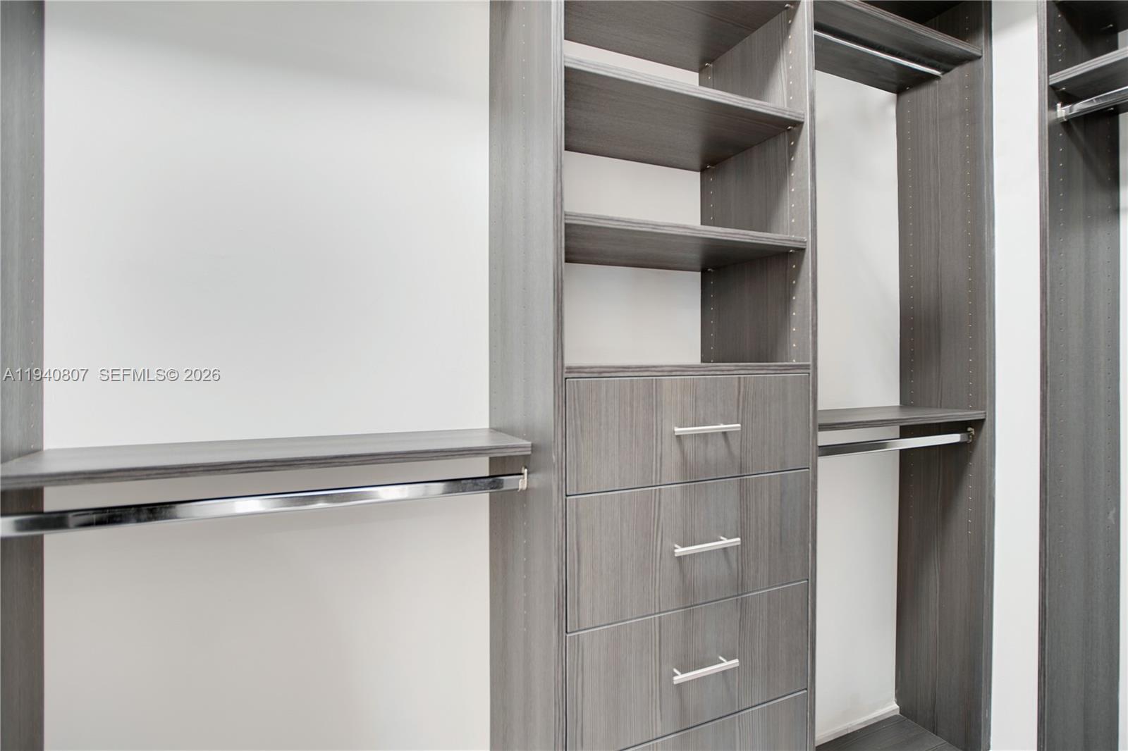 10185 Collins Avenue, Unit 907 Bal Harbour, FL 33154 - Photo 16 of 20