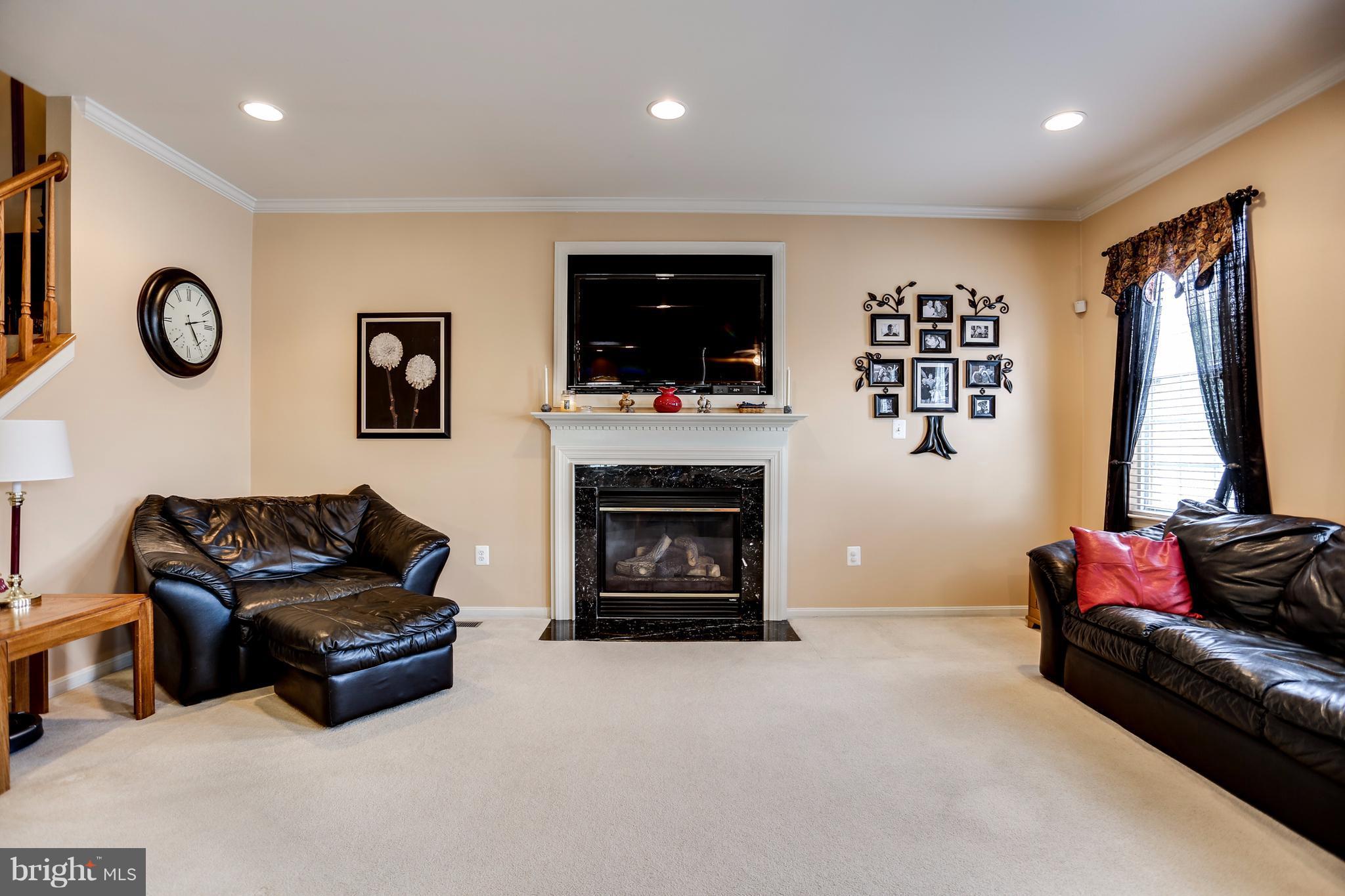 230 Commodore Drive Baltimore, MD 21221 - Photo 8 of 30 Family Room