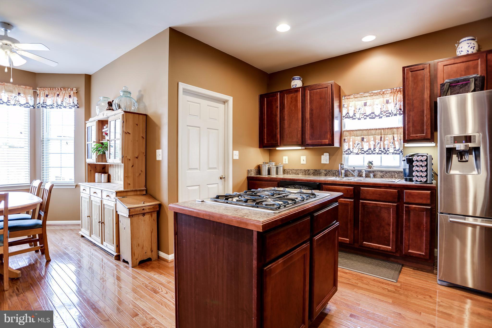 230 Commodore Drive Baltimore, MD 21221 - Photo 10 of 30 Kitchen