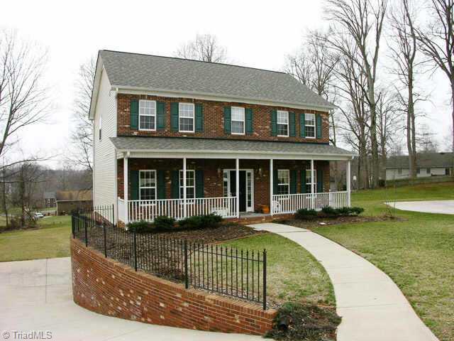 4005 Clinard Road Clemmons, NC 27012 - Photo 1 of 1 Exterior Front.