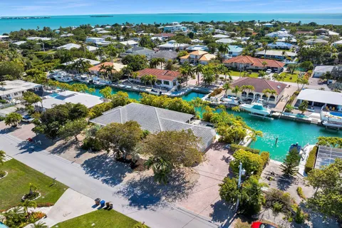 $2,795,000 | 20920 5th Avenue West, Cudjoe, FL 33042