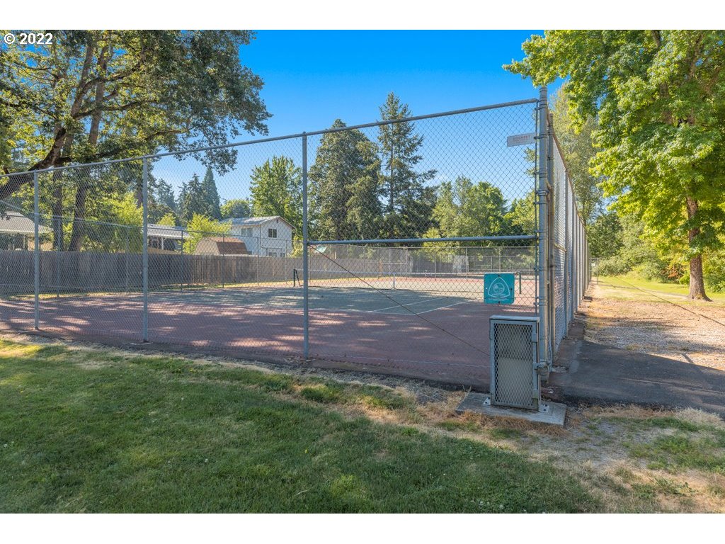 5670 Southwest 196th Avenue Aloha, OR 97078 - Photo 22 of 24 Gallery Image 22