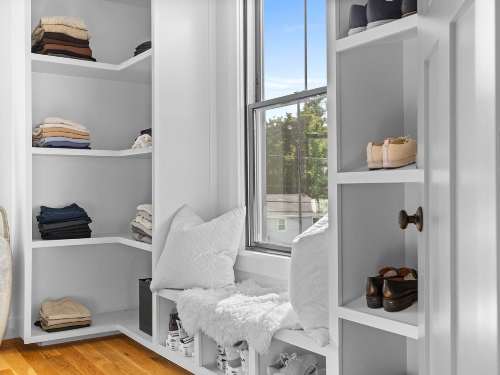 1 Gilbert Road Natick, MA 01760 - Photo 21 of 42 a living room with furniture and a window