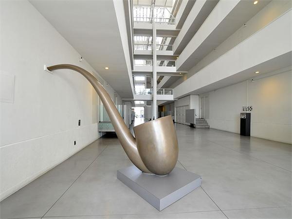 42 8th Street, Unit 5308 Boston, MA 02129 - Photo 11 of 12 a view of entryway and hall with a window