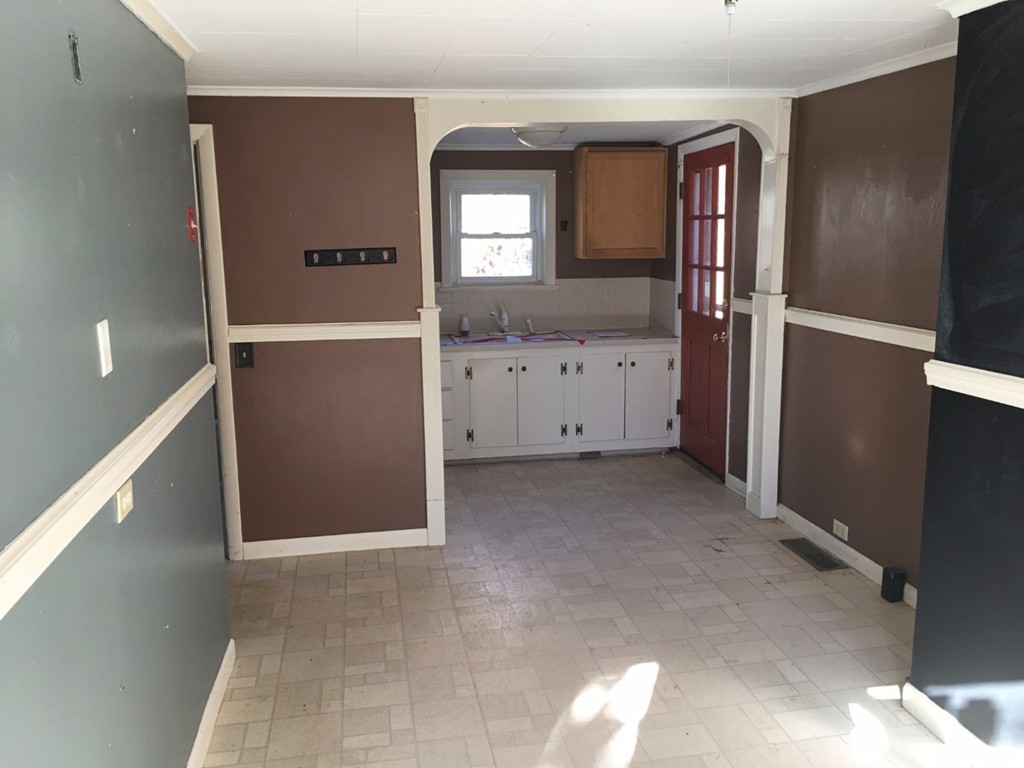 94 Albee Road Uxbridge, MA 01569 - Photo 12 of 25 Gallery Image 12