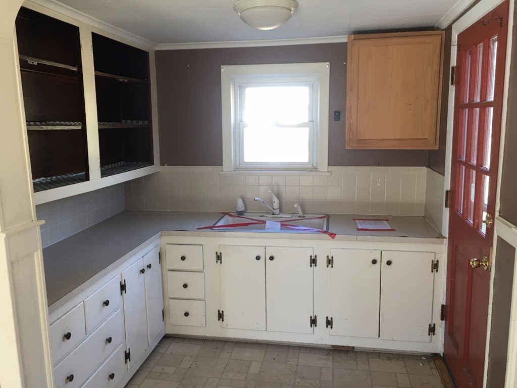 94 Albee Road Uxbridge, MA 01569 - Photo 13 of 25 Gallery Image 13