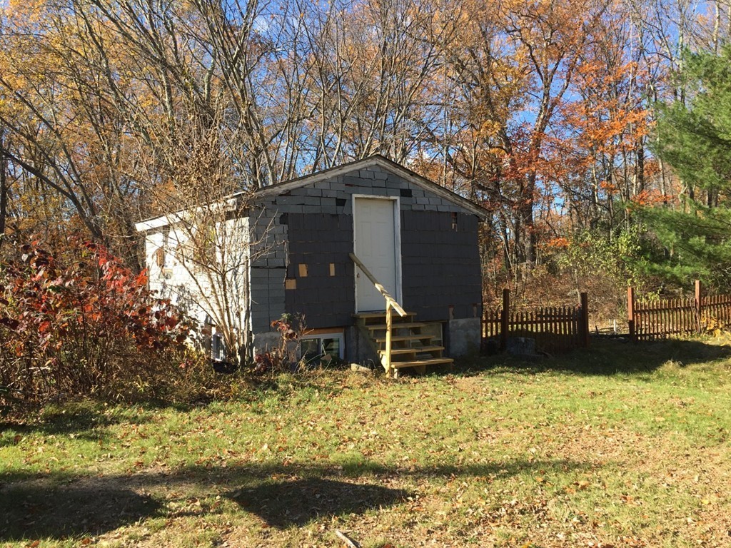 94 Albee Road Uxbridge, MA 01569 - Photo 6 of 25 Gallery Image 6