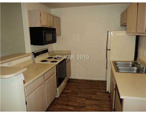 5131 South Lindell Road, Unit 203 Las Vegas, NV 89118 - Photo 3 of 8 Kitchen.