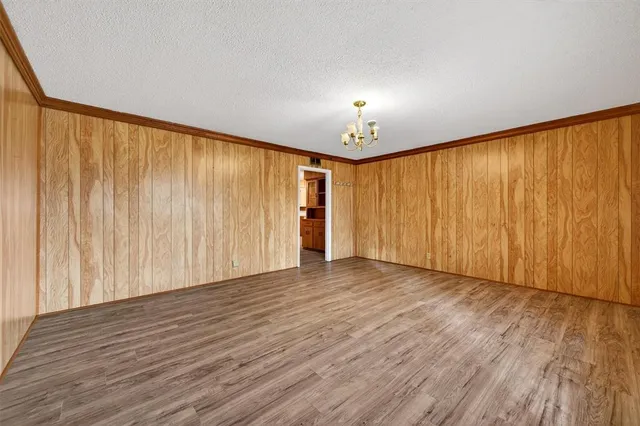 $185,000 | 800 Carver Street, Whitesboro, TX 76273