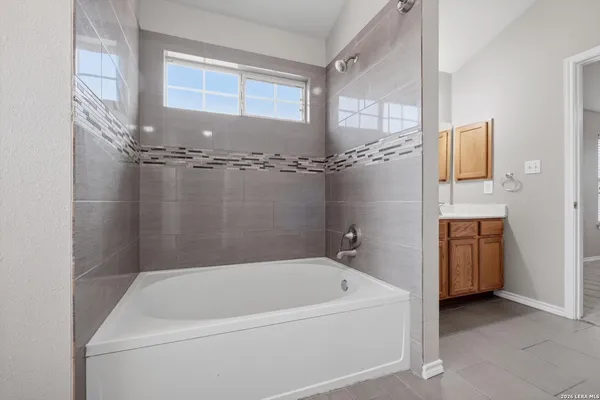 $1,850 | 1823 Rebeccas Trail, San Antonio, TX 78251