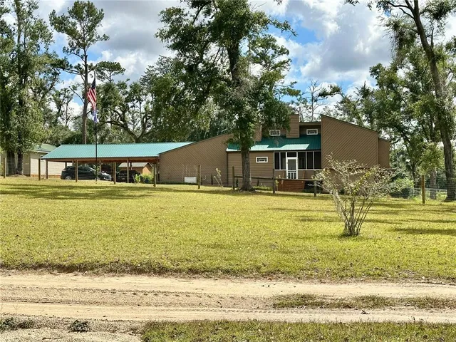 $625,000 | 370 Northeast Gardenia Way, Madison, FL 32340