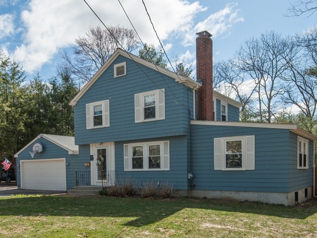 7 Eleanor Road Walpole, MA 02081 - Photo 1 of 27 Gallery Image 1