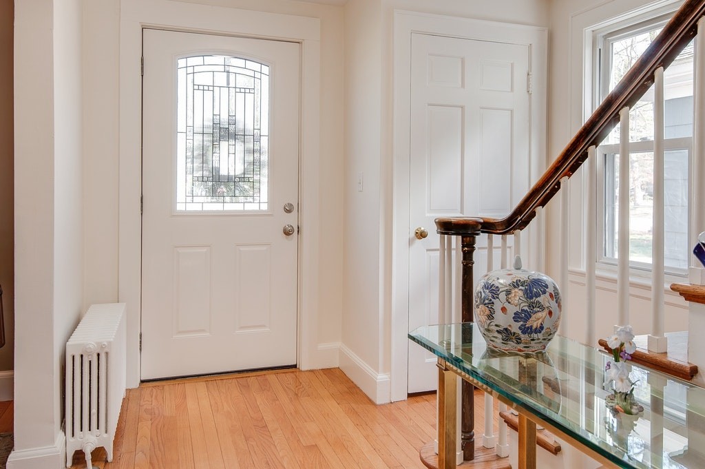7 Eleanor Road Walpole, MA 02081 - Photo 4 of 27 Gallery Image 4