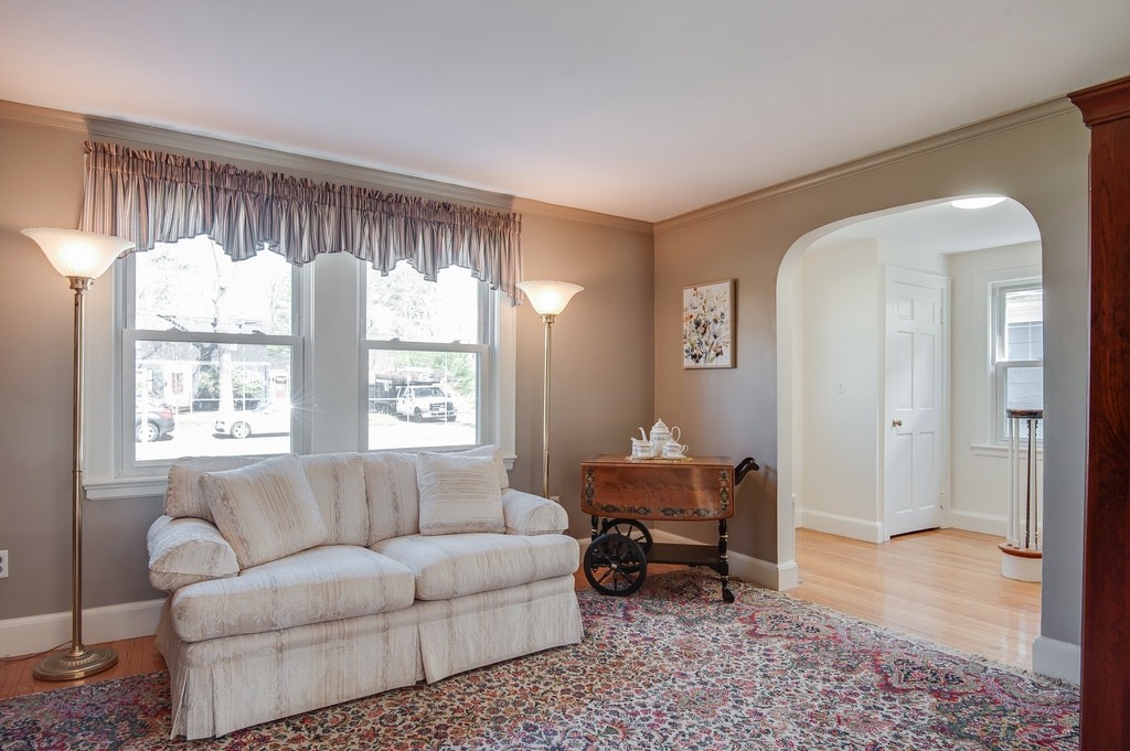 7 Eleanor Road Walpole, MA 02081 - Photo 6 of 27 Gallery Image 6