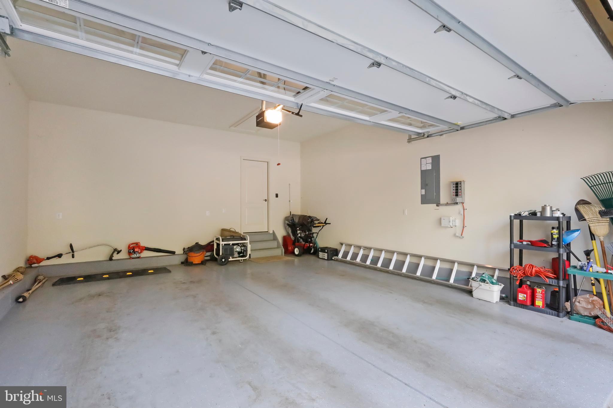 2 Robinson Road Medford, NJ 08055 - Photo 29 of 40 Large Garage