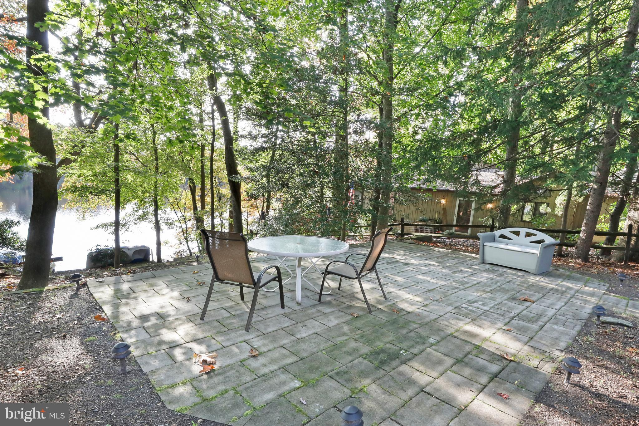 2 Robinson Road Medford, NJ 08055 - Photo 30 of 40 Large Patio