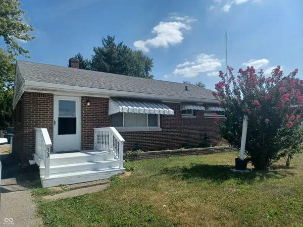 $1,550 | 33 South Post Road, Indianapolis, IN 46219