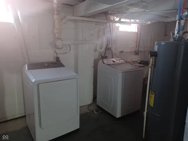 $1,550 | 33 South Post Road, Indianapolis, IN 46219