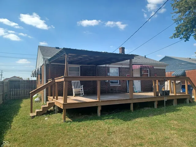 $1,595 | 33 South Post Road, Indianapolis, IN 46219